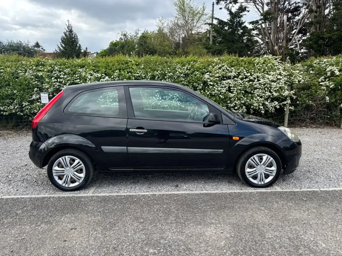 Used Ford Fiesta Style 74 HP (54 kW) 2007 Black Hatchback