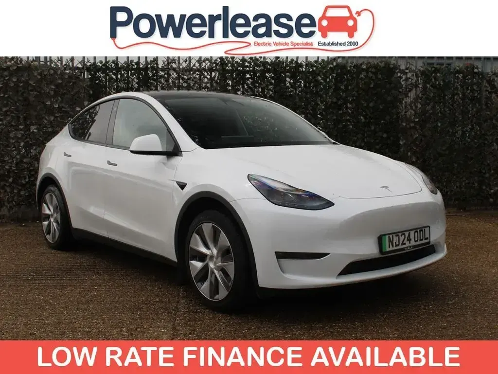 Used Tesla Model Y Long Range AWD 282 kW (384 HP) 2024 White SUV