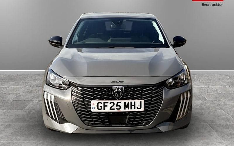 Used Peugeot 208 Allure 101 HP (74 kW) 2025 Hatchback