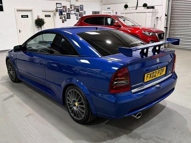 Used Vauxhall Astra 187 HP (137 kW) 2002 Blue Coupe