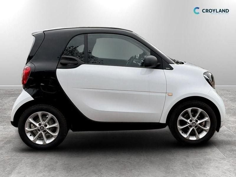 Used Smart ForTwo Coupé Passion 71 HP (52 kW) 2017 Black Coupe