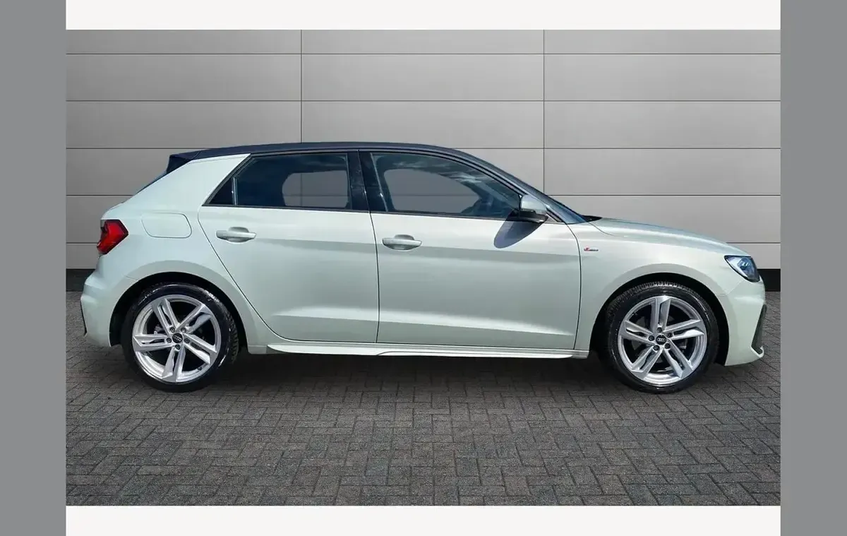 Used Audi A1 S-Line 108 HP (79 kW) 2023 Silver SUV