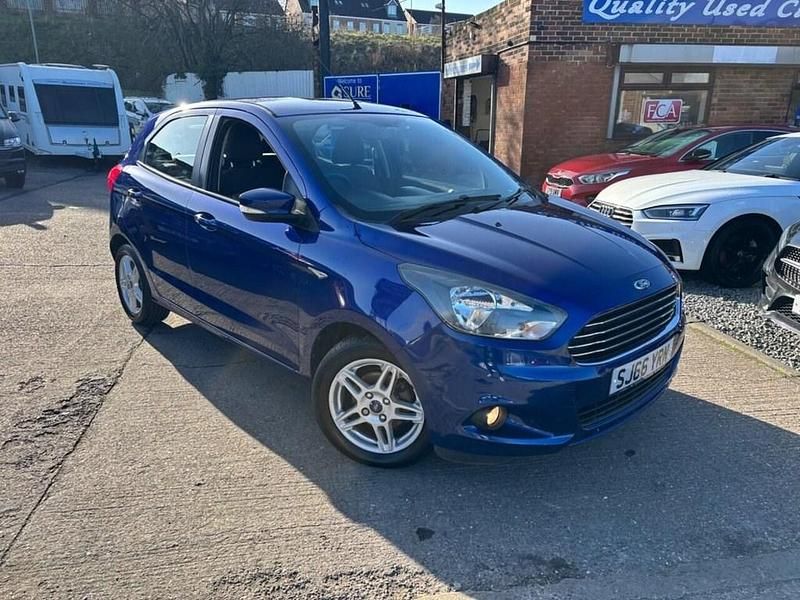 Used Ford Ka Plus Zetec 70 HP (51 kW) 2016 Blue Hatchback