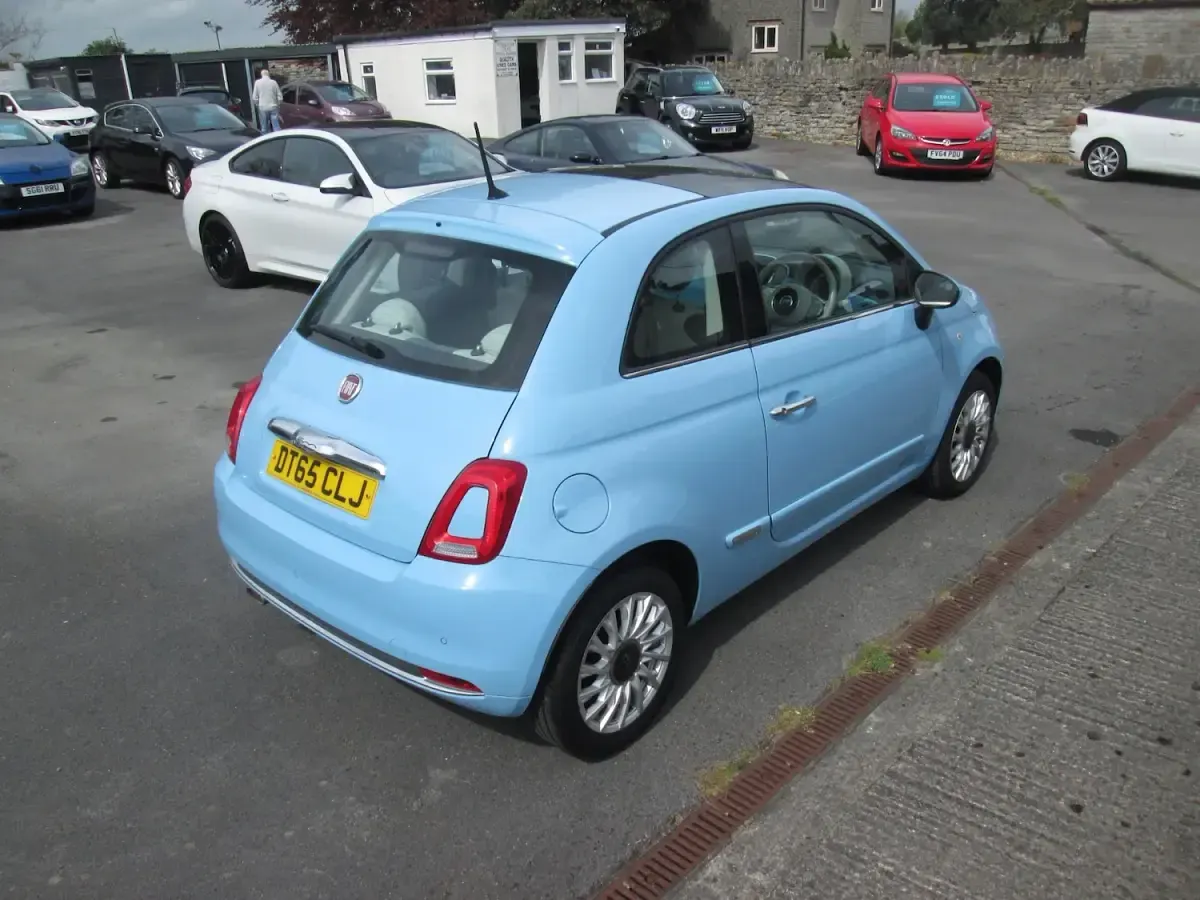 Used Fiat 500 Lounge 69 HP (50 kW) 2016 Blue Hatchback