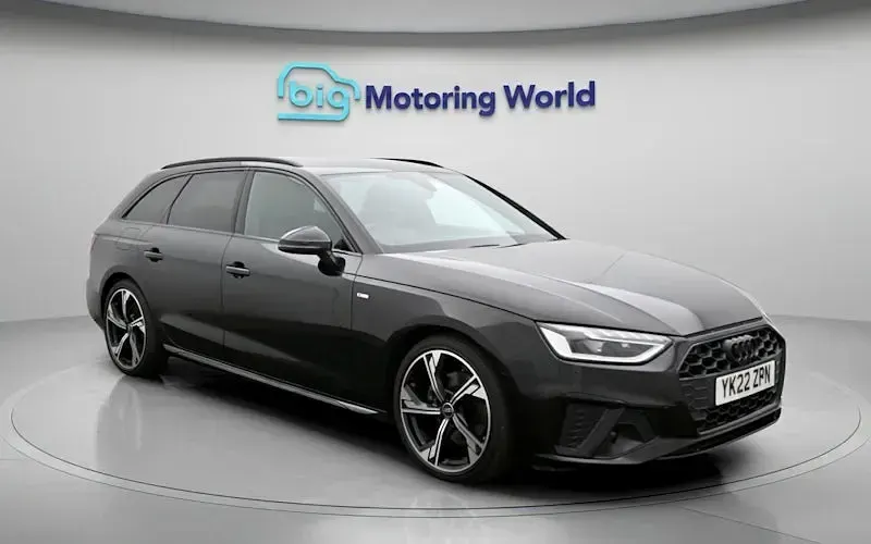 Begagnad Audi A4 Black Edition 150 HK (110 kW) 2025 Kombi