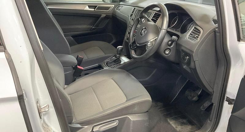 Used VW Golf Sportsvan SE 2017 Silver MPV