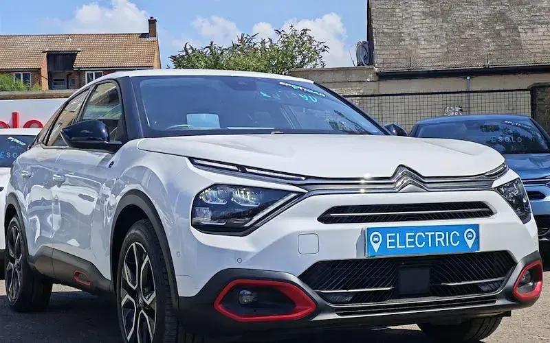 Used Citroën e-C4 Shine 100 kW (136 HP) 2021 Hatchback