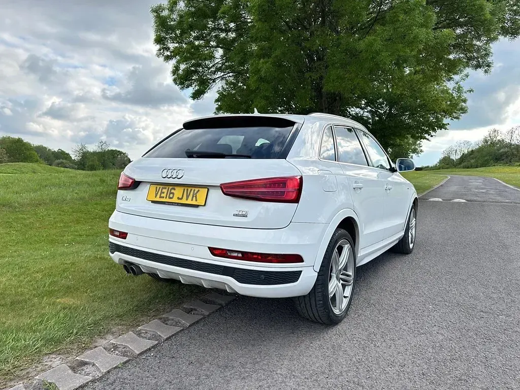 Used Audi Q3 S-line plus 2016 White SUV
