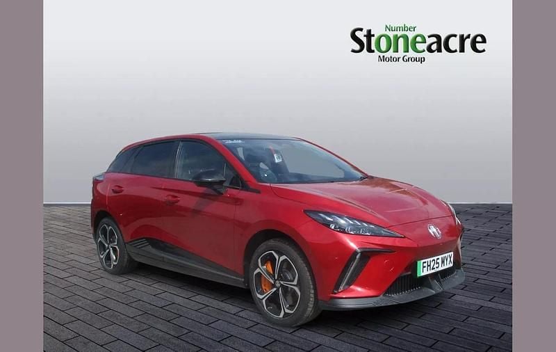 Red New 2025 MG MG4 EV Hatchback | £24,995 (Super price) - Image 1/4