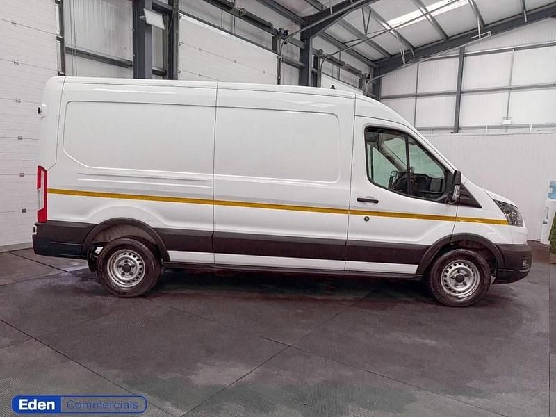 Używany Ford Transit 130 KM (95 kW) 2021 Biały Van