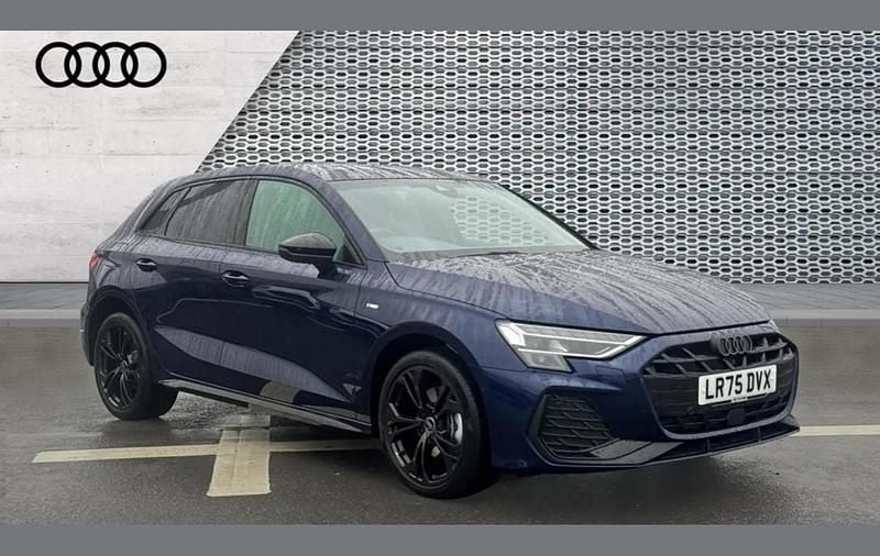 New Audi A3 e-tron Black Edition 200 HP (147 kW) 2025 Blue Hatchback