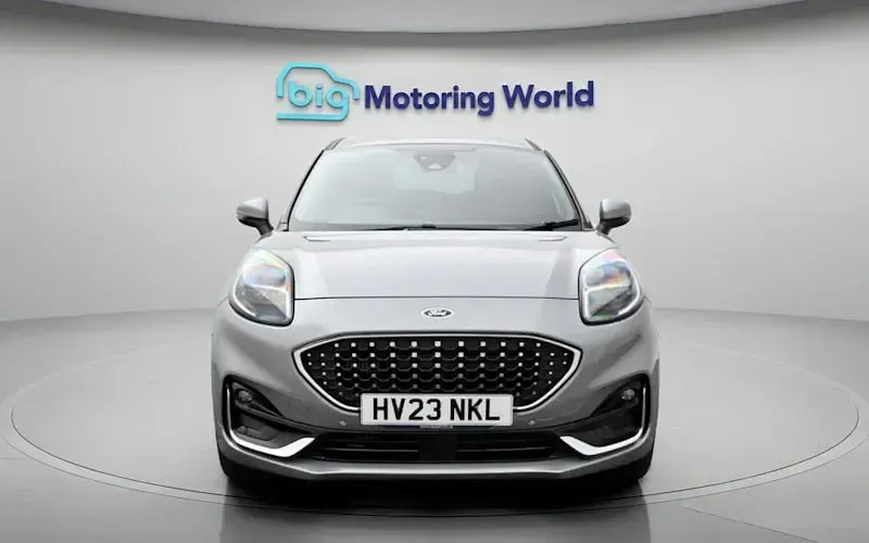 Käytetty Ford Puma ST-Line 155 HP (114 kW) 2023 Hopea Katumaasturi