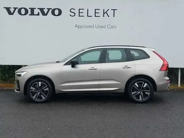 Used Volvo XC60 Plus 247 HP (181 kW) 2026 SUV