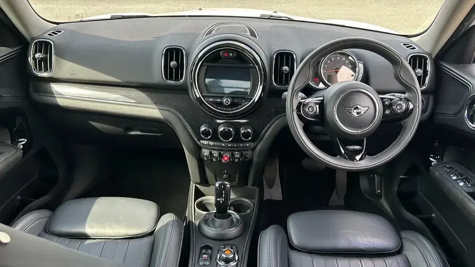 Used Mini Cooper Countryman Exclusive 134 HP (98 kW) 2018 White SUV