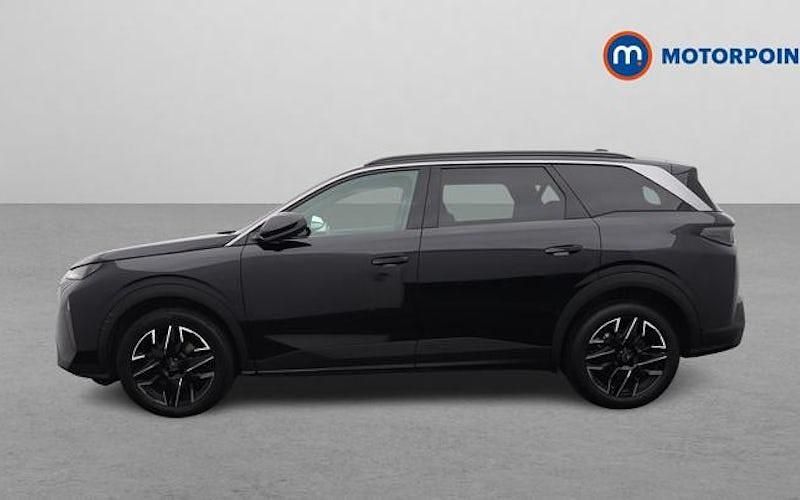 Used Peugeot 5008 Allure 136 HP (100 kW) 2025 Black SUV