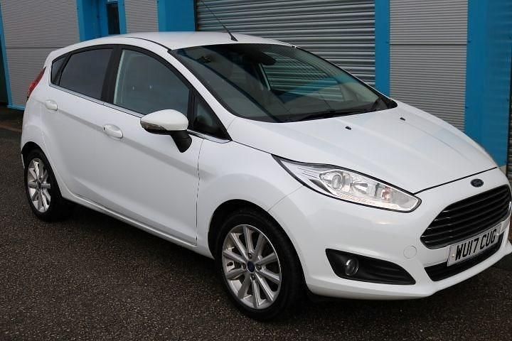 Used Ford Fiesta Titanium 2017 White Hatchback