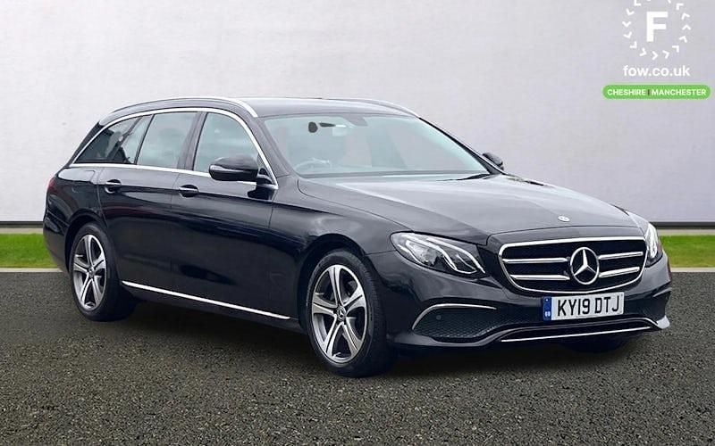 Usado Mercedes E200 Active 184 HP (135 kW) 2019 Carrinha