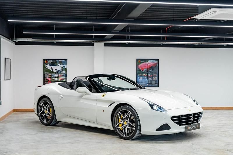 Used Ferrari California 560 HP (411 kW) 2015 White Cabriolet