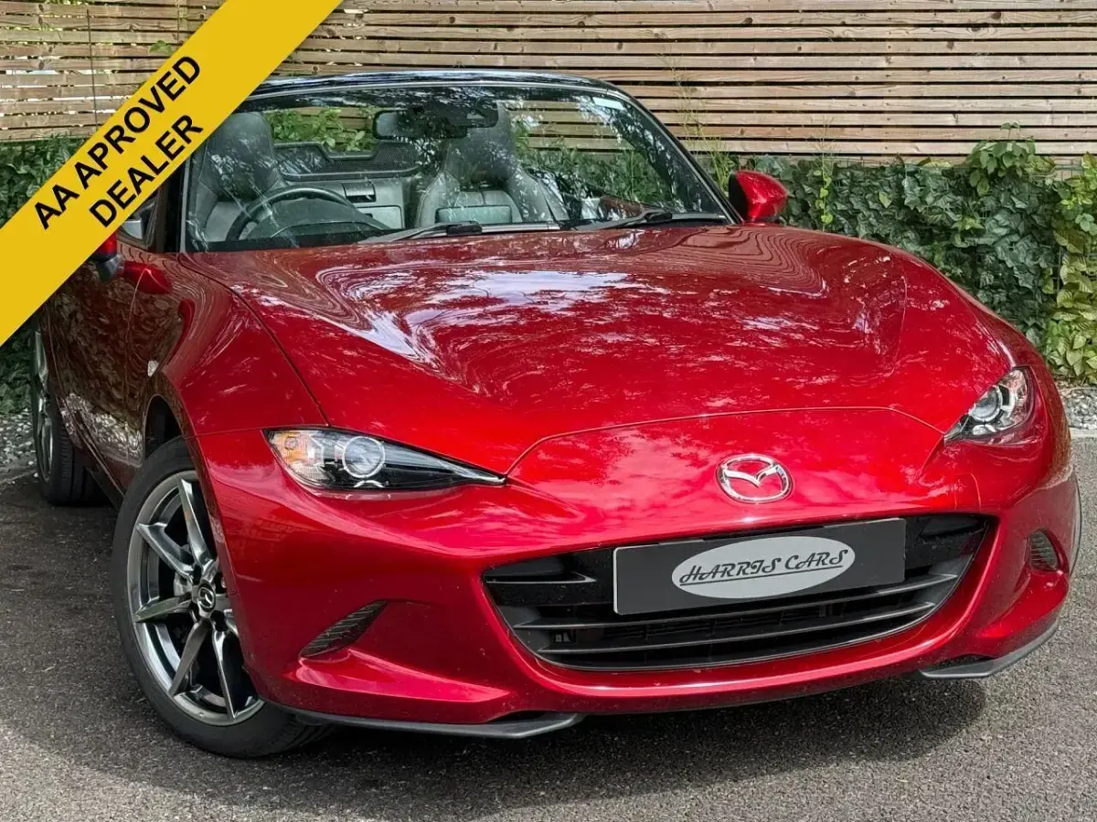 Used Mazda MX5 Inclusive 184 HP (135 kW) 2021 Red Cabriolet