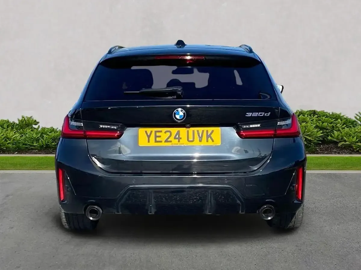 Used BMW 320 M Sport 190 HP (139 kW) 2024 Black Estate