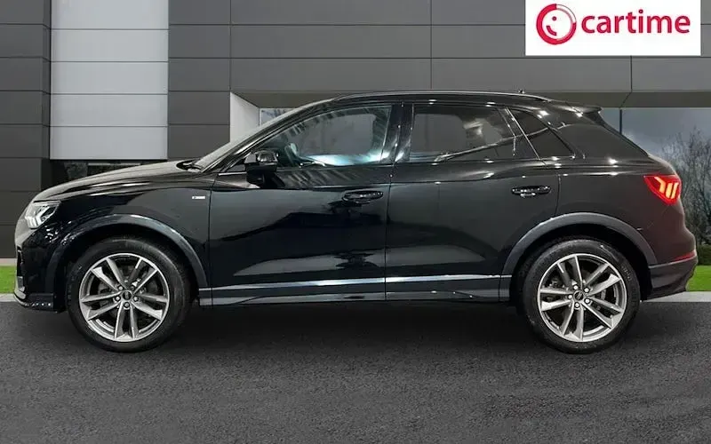 Used Audi Q3 Black Edition 190 HP (139 kW) 2023 Black SUV