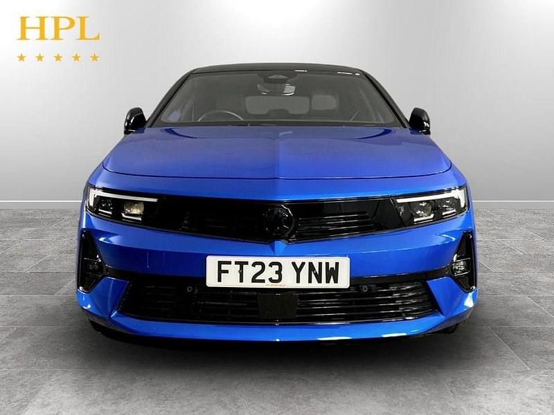 Used Vauxhall Astra Ultimate 114 kW (156 HP) 2023 Blue Hatchback