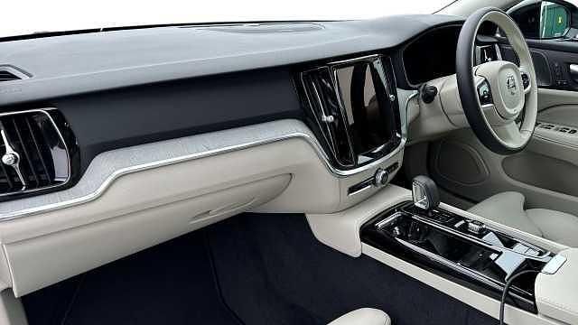 Used Volvo V60 Ultra 449 HP (330 kW) 2026 Estate