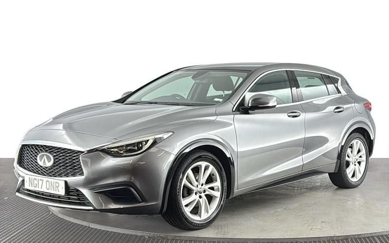 Used Infiniti Q30 109 HP (80 kW) 2017 Grey Hatchback