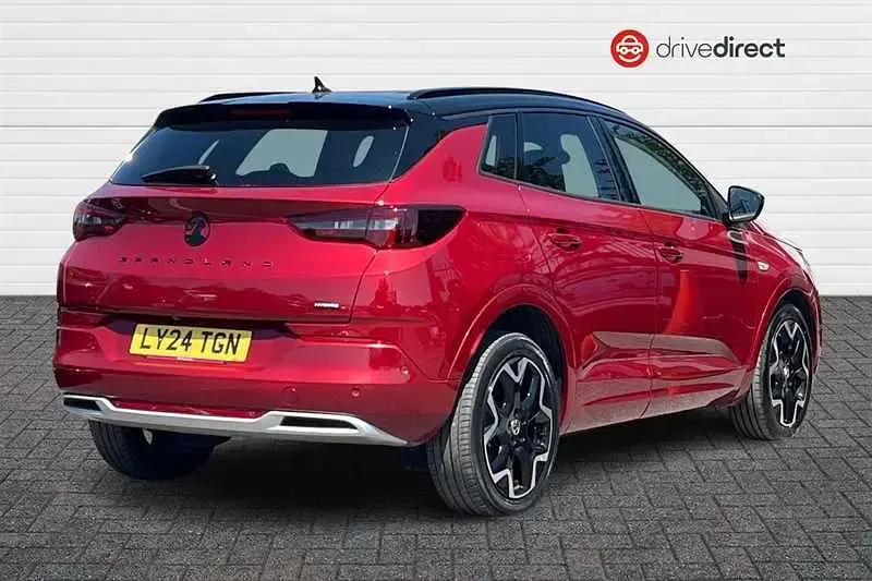 Used Vauxhall Grandland X Ultimate 136 HP (100 kW) 2024 Red SUV