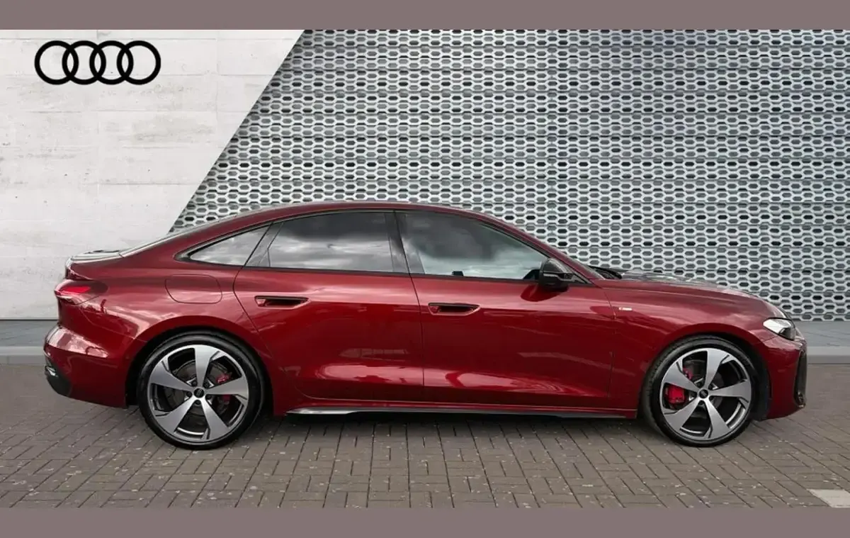 Used Audi A5 Advanced 200 HP (147 kW) 2025 Red Sedan