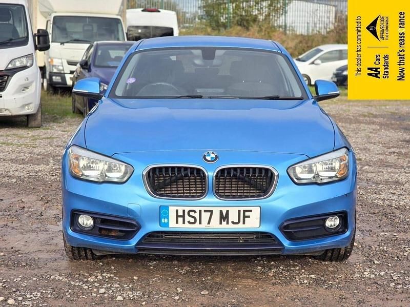 Used BMW 118 Sport Line 136 HP (100 kW) 2017 Blue Hatchback