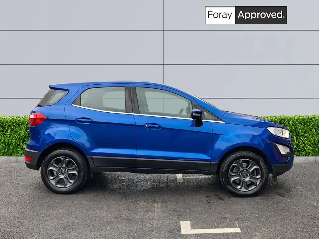 Used Ford Ecosport Zetec 2018 Lightening blue SUV