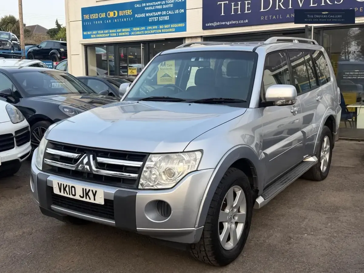 Used Mitsubishi Shogun 2010 Silver SUV
