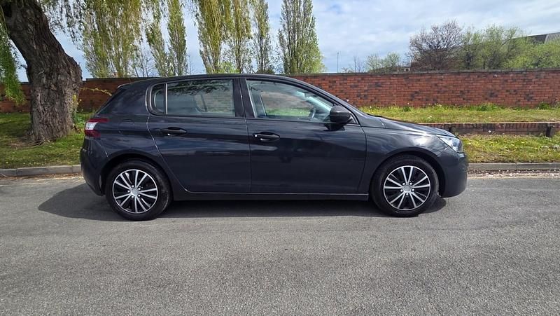 Second-hand Peugeot 308 Access 2017 Gri Hatchback