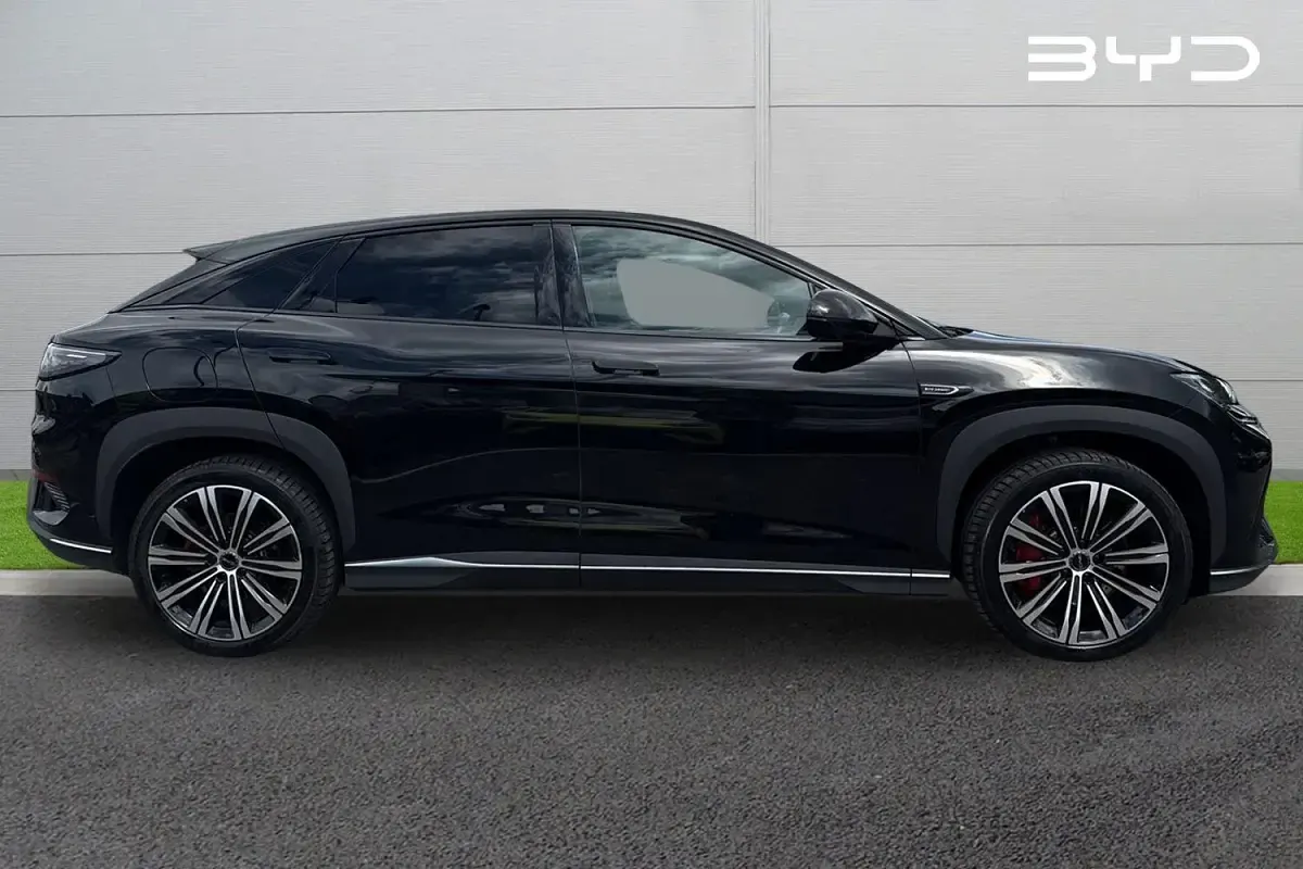 Used BYD Sealion 7 Design 389 kW (530 HP) 2025 Black SUV