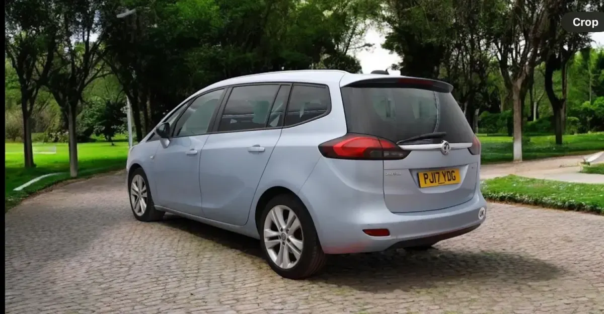 Second-hand Vauxhall Zafira SRi 140 CP (102 kW) 2017 Argintiu Monovolum