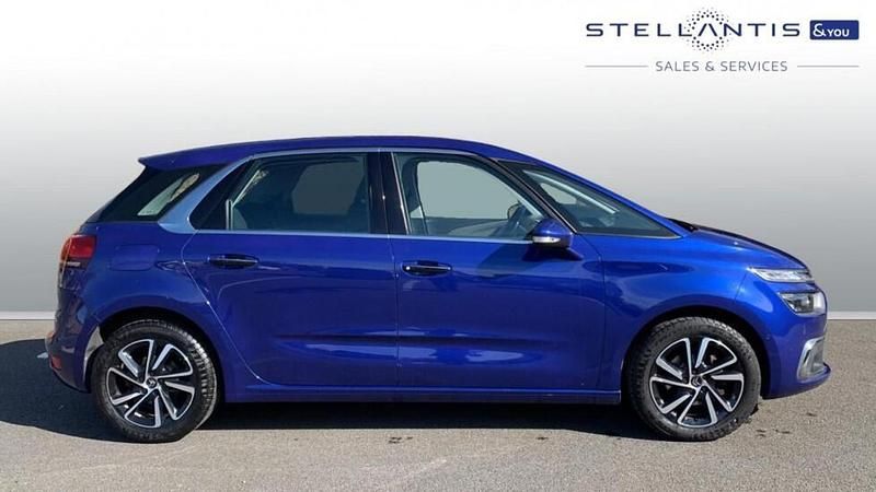 Used Citroën C4 Picasso Feel 128 HP (94 kW) 2017 Red MPV