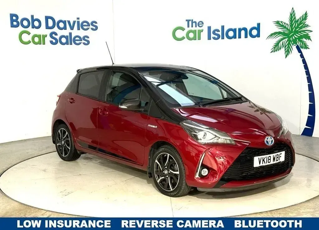 Used Toyota Yaris Design 101 HP (74 kW) 2017 Hatchback