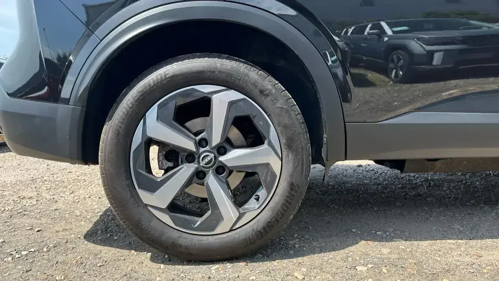 Used Nissan Qashqai Acenta Premium 190 HP (139 kW) 2024 Black SUV