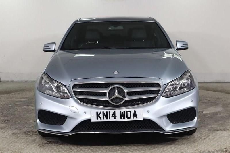 Used Mercedes E220 AMG 170 HP (125 kW) 2014 Silver Sedan