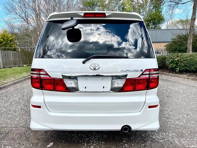 Used Toyota Alphard Edition 159 HP (116 kW) 2008 Pearl white MPV