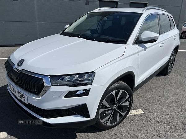 White Used 2024 Skoda Karoq SE L SUV | £23,995 (A bit pricey) - Image 1/4