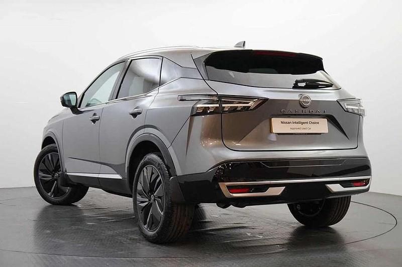 Used Nissan Qashqai Tekna 138 HP (101 kW) 2025 Grey SUV