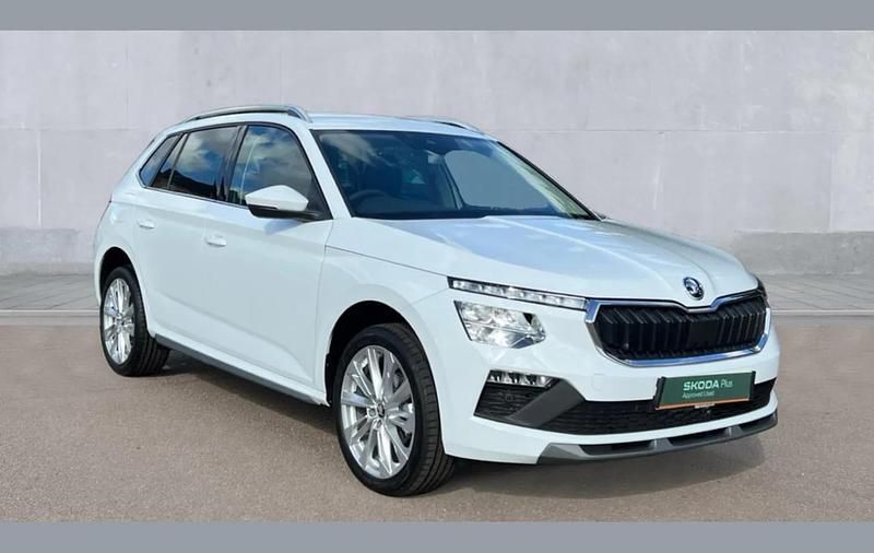 White Used 2025 Skoda Kamiq SE L SUV | £26,950 (Expensive) - Image 1/4