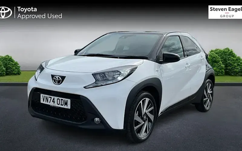 Used Toyota Aygo X 72 HP (52 kW) 2024 White SUV