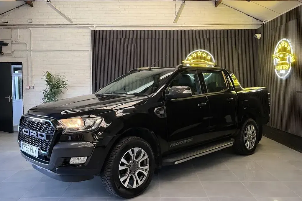 Used Ford Ranger Wildtrack 197 HP (144 kW) 2016 Black Pickup