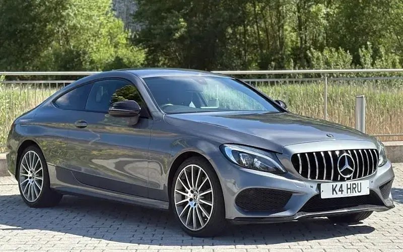 Used Mercedes C220 AMG line 170 HP (125 kW) 2018 Coupe