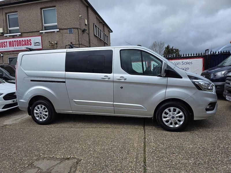 Used Ford Transit Custom Limited 130 HP (95 kW) 2022 Silver Van