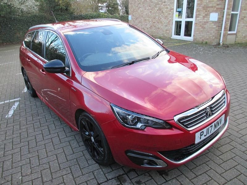 Used Peugeot 308 GT-line 2017 Red Estate