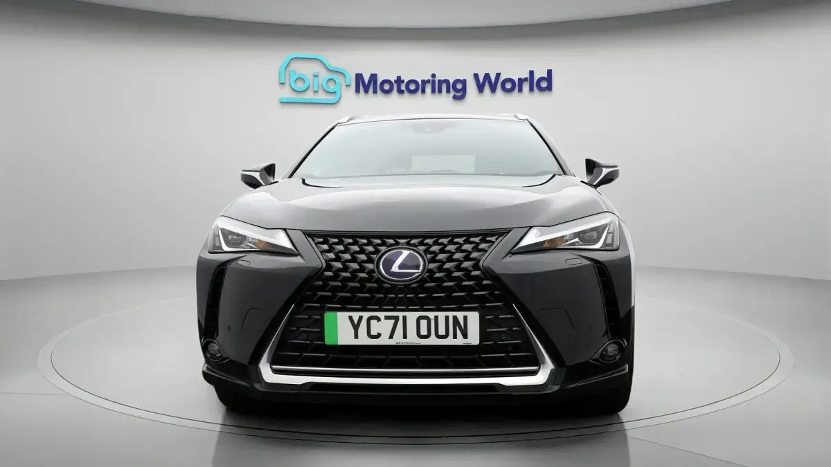 Used Lexus UX 300e 150 kW (204 HP) 2021 SUV
